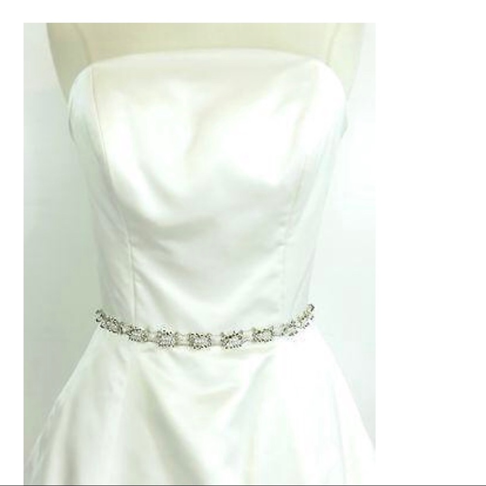 MONIQUE LHUILLIER “rose” wedding gown